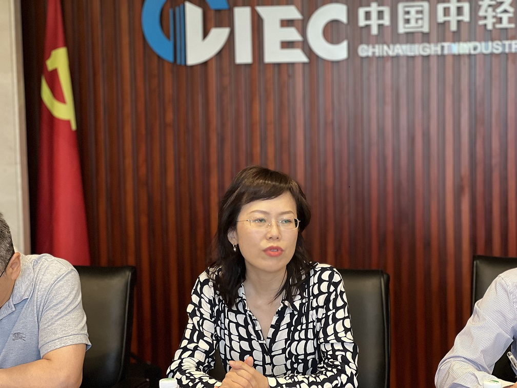 毕敏娜.jpg